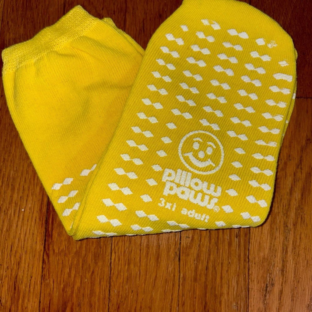 PILLOW PAWS Bariatric Slipper Socks Yellow Adult 3XL NEW OPEN PKG 1 Pair